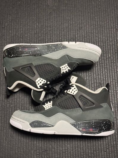 Nike Air Jordan 4 Retro "Fear"