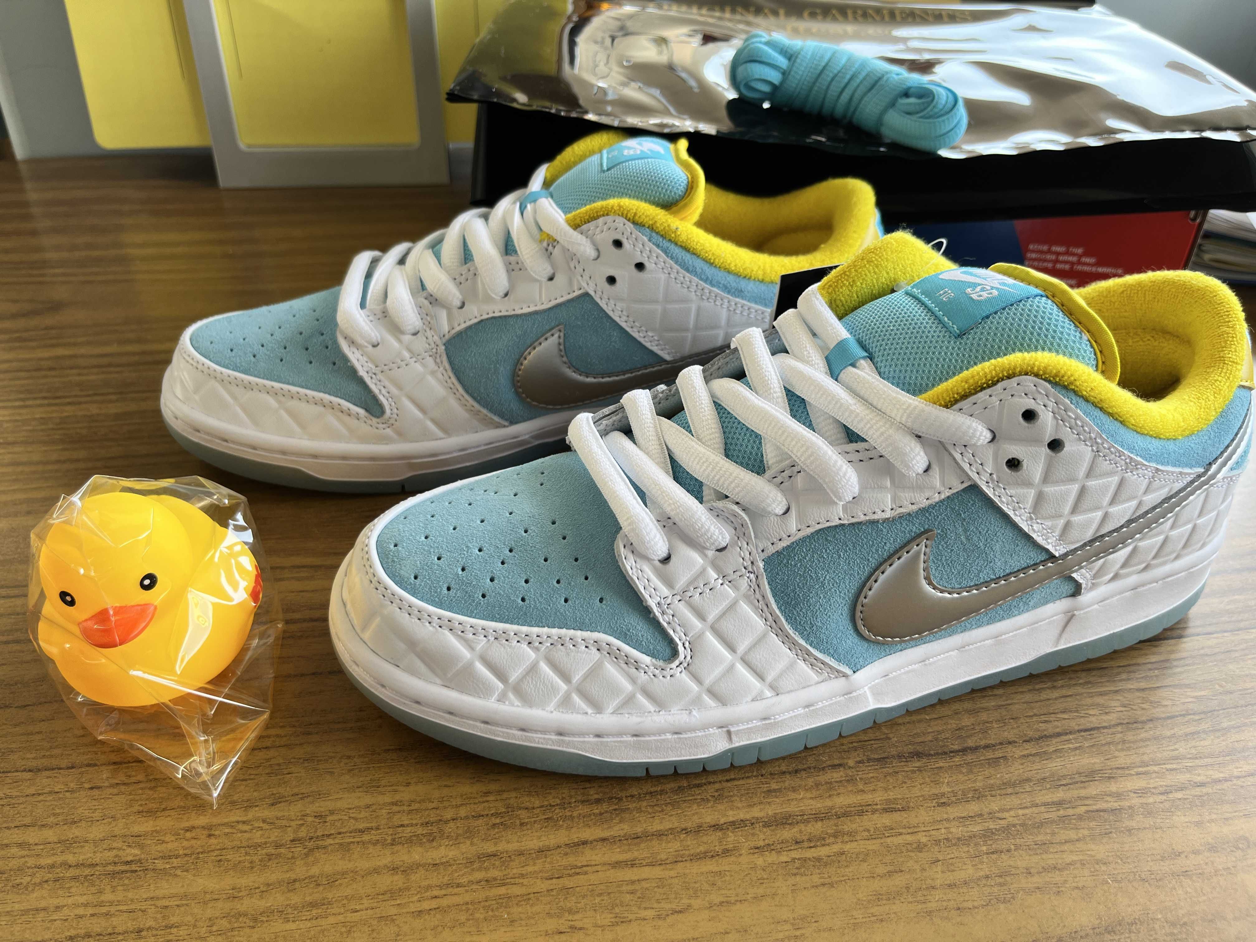 FTC × Nike SB Dunk Low "White/Blue"