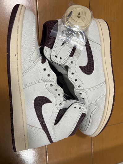 A Ma Maniere × Nike Air Jordan 1 Retro High OG "Sail and Burgundy"
