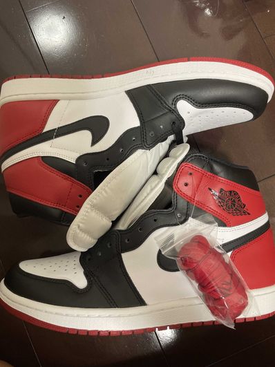 Nike Air Jordan 1 Retro High OG "Black Toe"(2016)