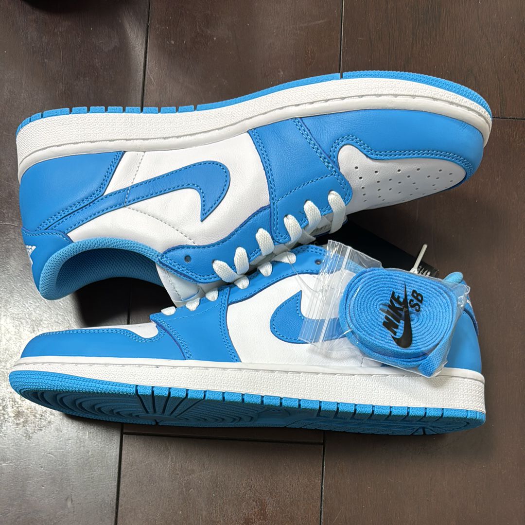 Nike SB Air Jordan 1 Low "UNC"