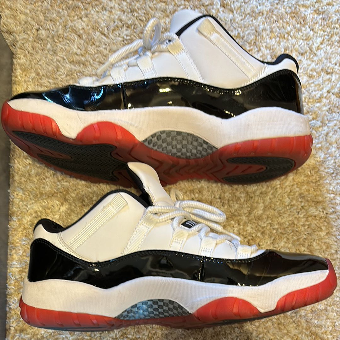 Nike Air Jordan 11 Low "Gym Red"