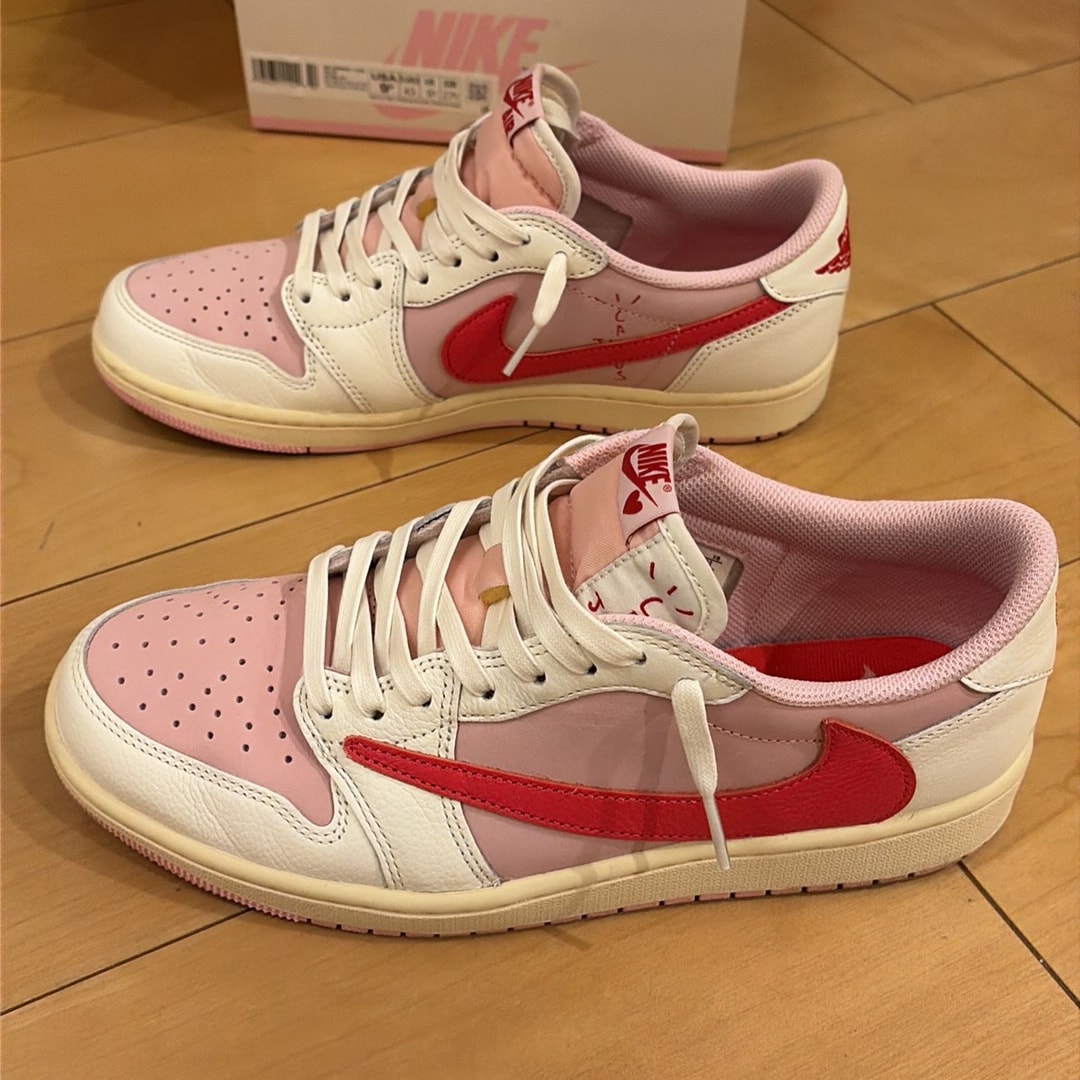 Travis Scott × Nike Air Jordan 1 Retro Low OG "Sail/Tropical Pink"