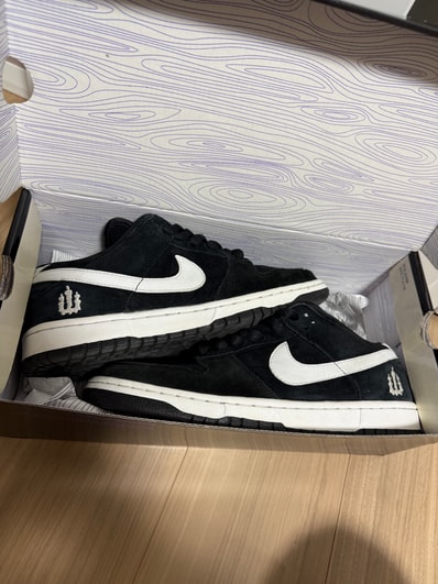 Nike SB Dunk Low "Wieger"