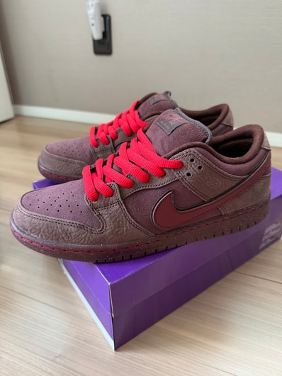 Nike SB Dunk Low PRM City of Love "Burgundy"