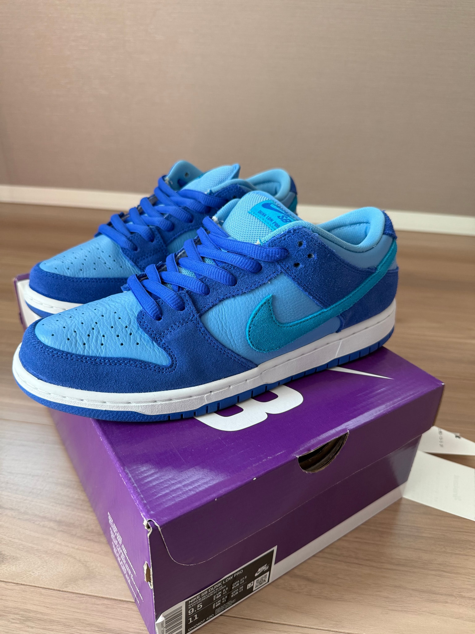 Nike SB Dunk Low "Blue Raspberry"