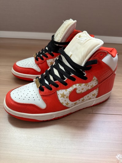 Supreme × Nike SB Dunk High "Orange Stars"