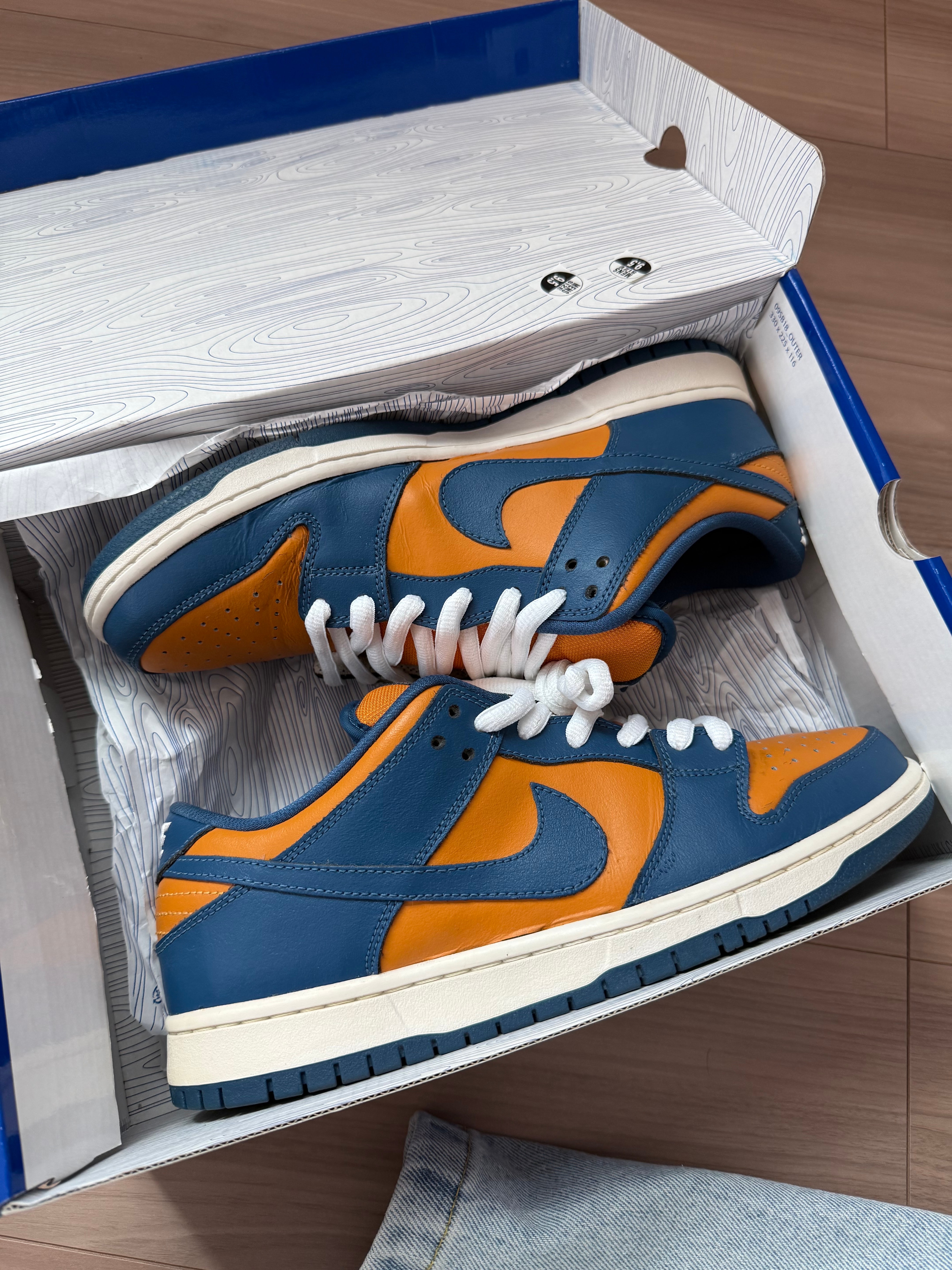Nike SB Dunk Low "Sunset French Blue"