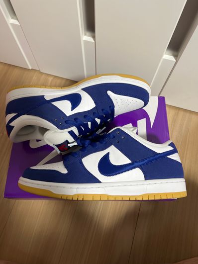 Nike SB Dunk Low "Los Angeles Dodgers/Deep Royal Blue"