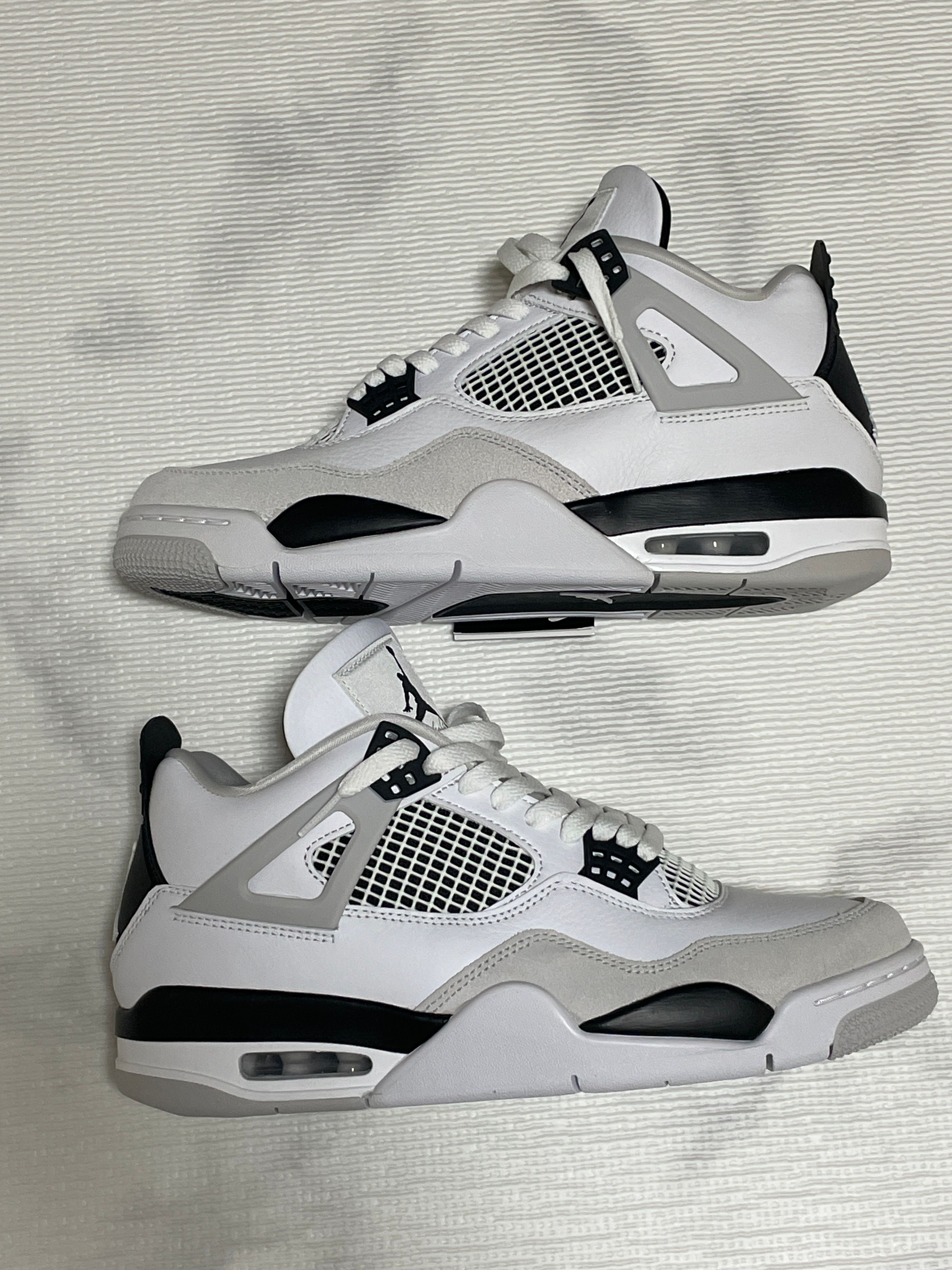 Nike Air Jordan 4 "Military Black"