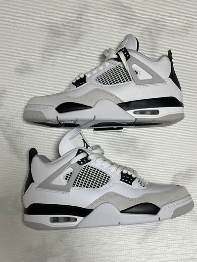 Nike Air Jordan 4 "Military Black"