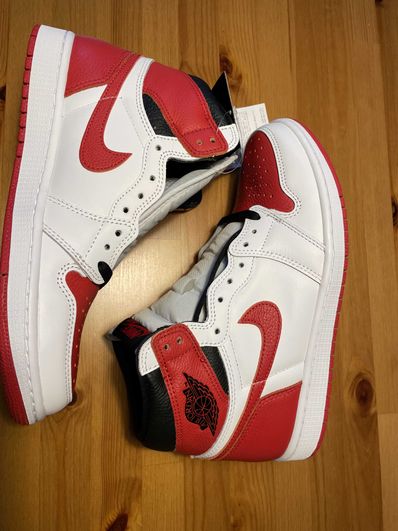 Nike Air Jordan 1 High OG "Heritage"