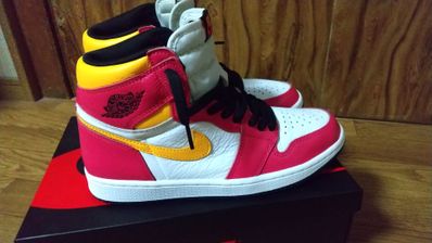 Nike Air Jordan 1 High OG "Light Fusion Red"