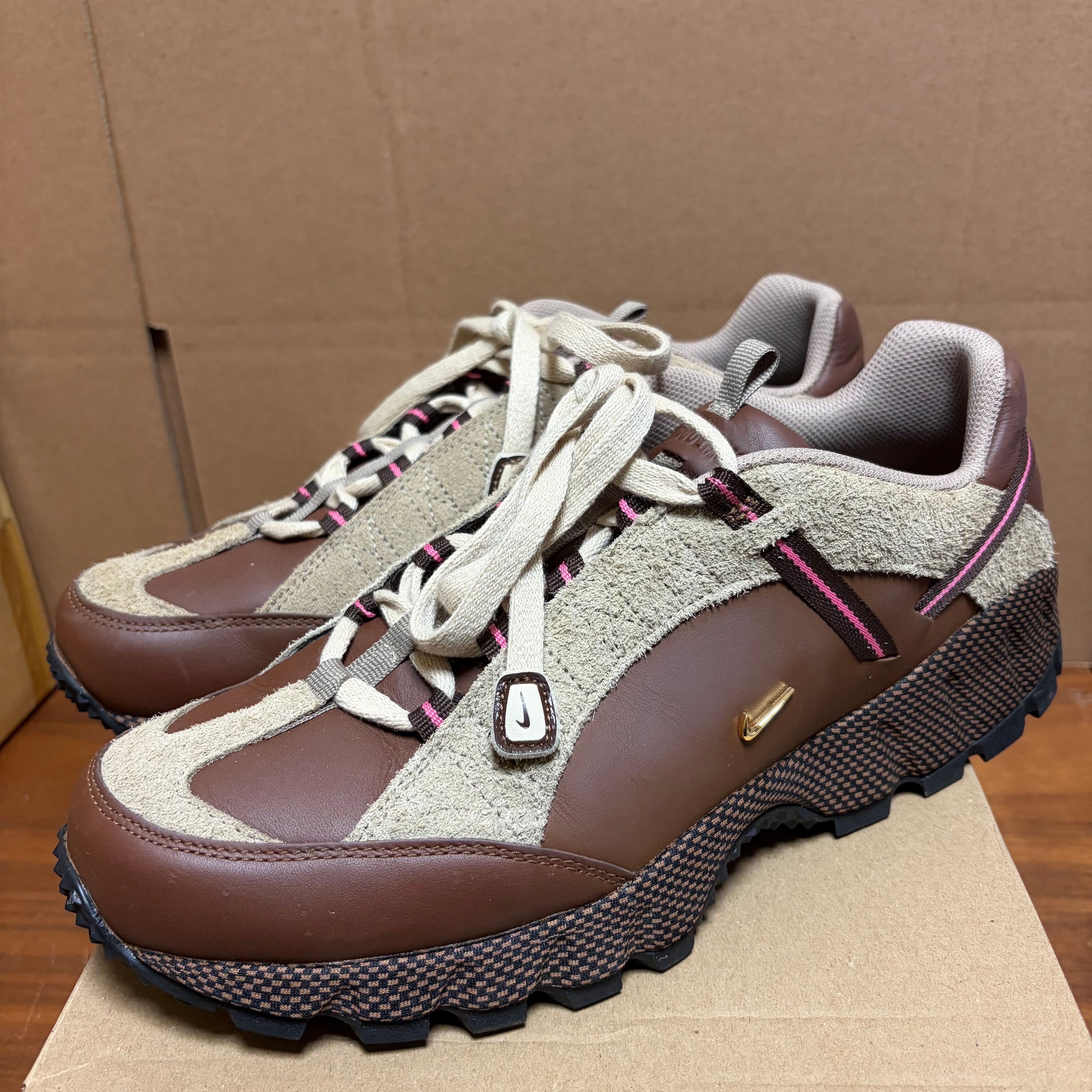 Jacquemus × Nike Women's Air Humara LX 