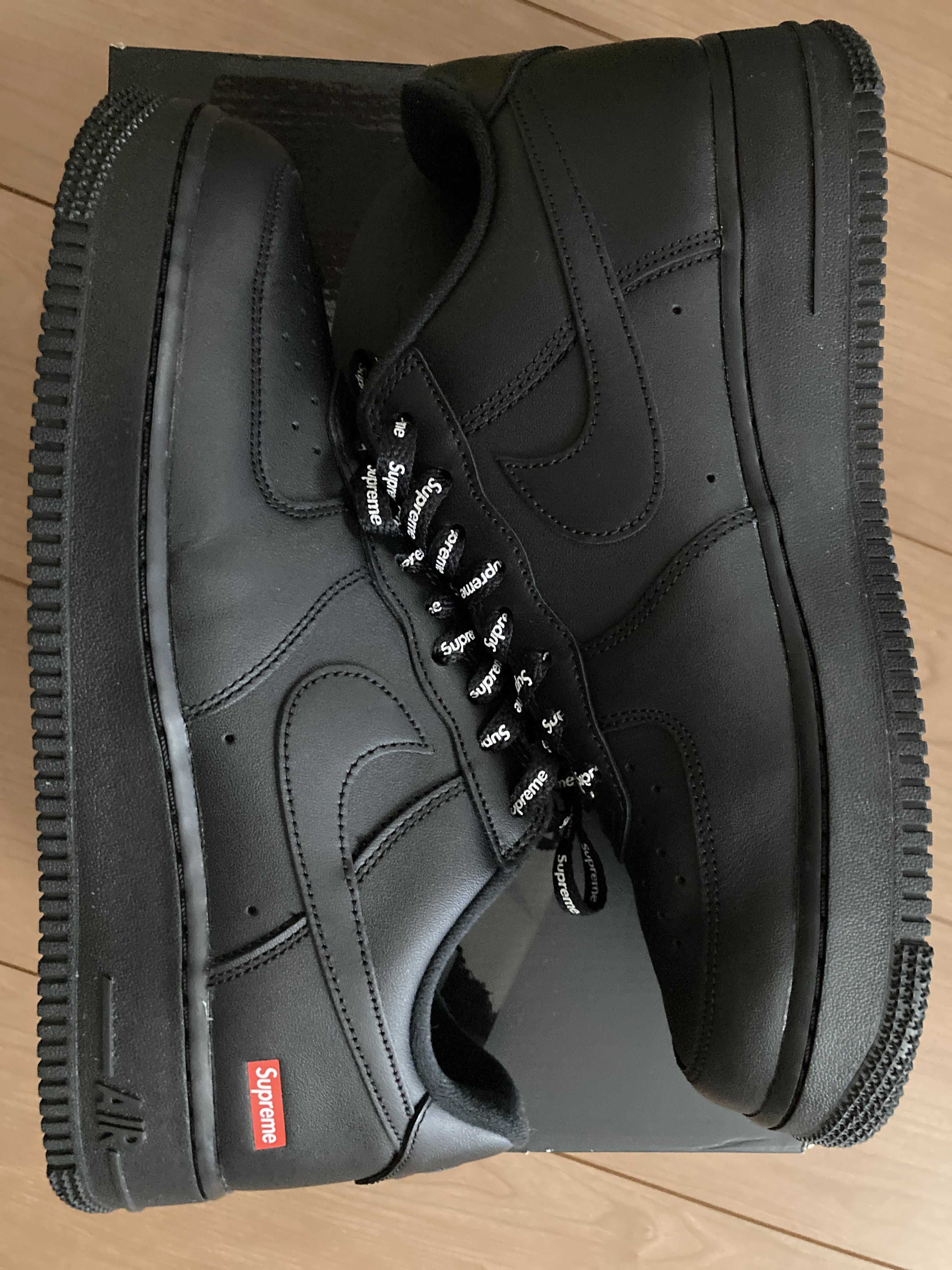 Supreme × Nike Air Force 1 Low "Black"