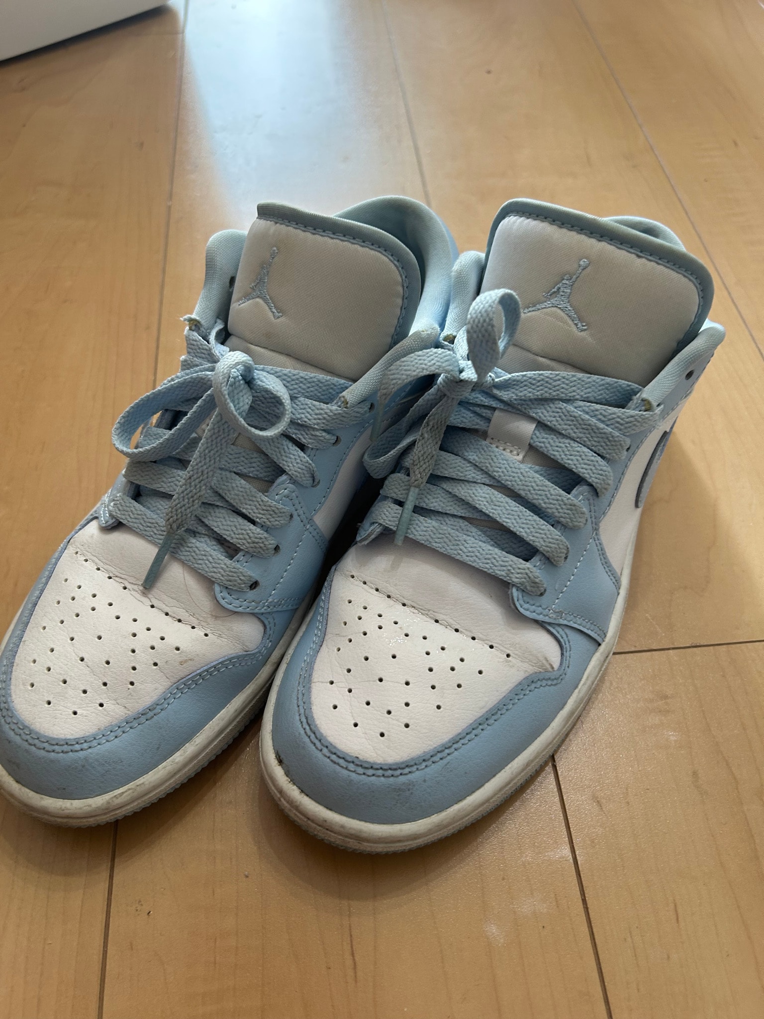 Nike Women's Air Jordan 1 Low "Aluminum"