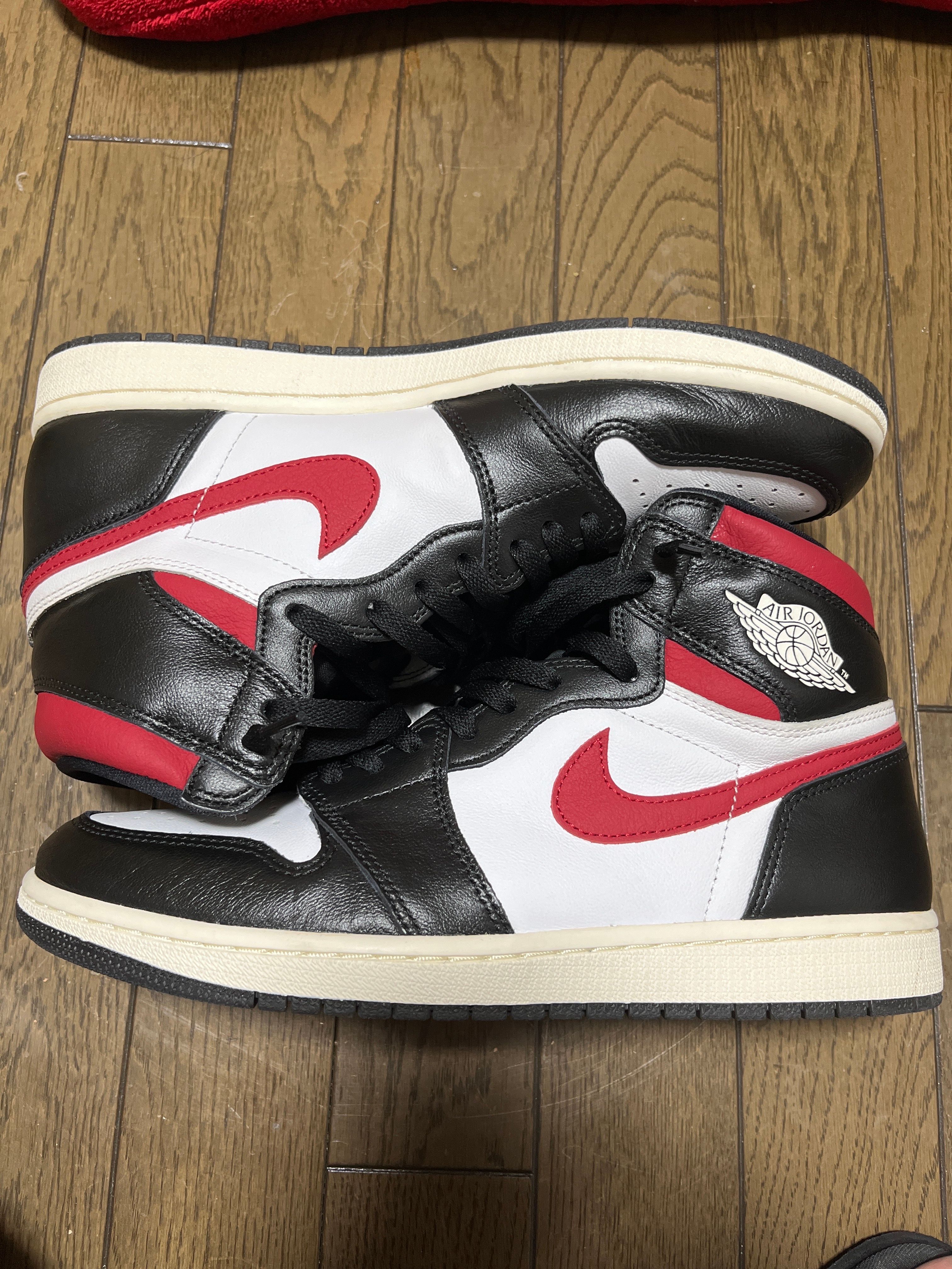 Nike Air Jordan 1 Retro High "Black/White/Sail/Gym Red"    