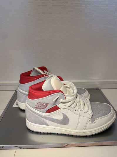 SNS×NIKE AIR JORDAN 1 MID "GREY/RED"