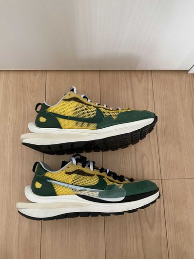 sacai × Nike Vapor Waffle "Tour Yellow/Stadium Green-Sail"