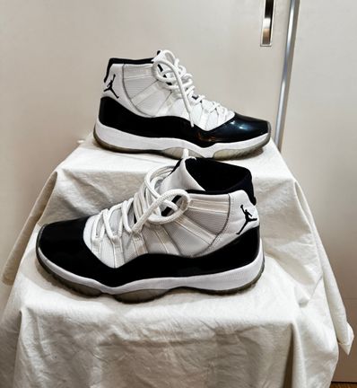 Nike Air Jordan 11 Retro "Concord" (2018)