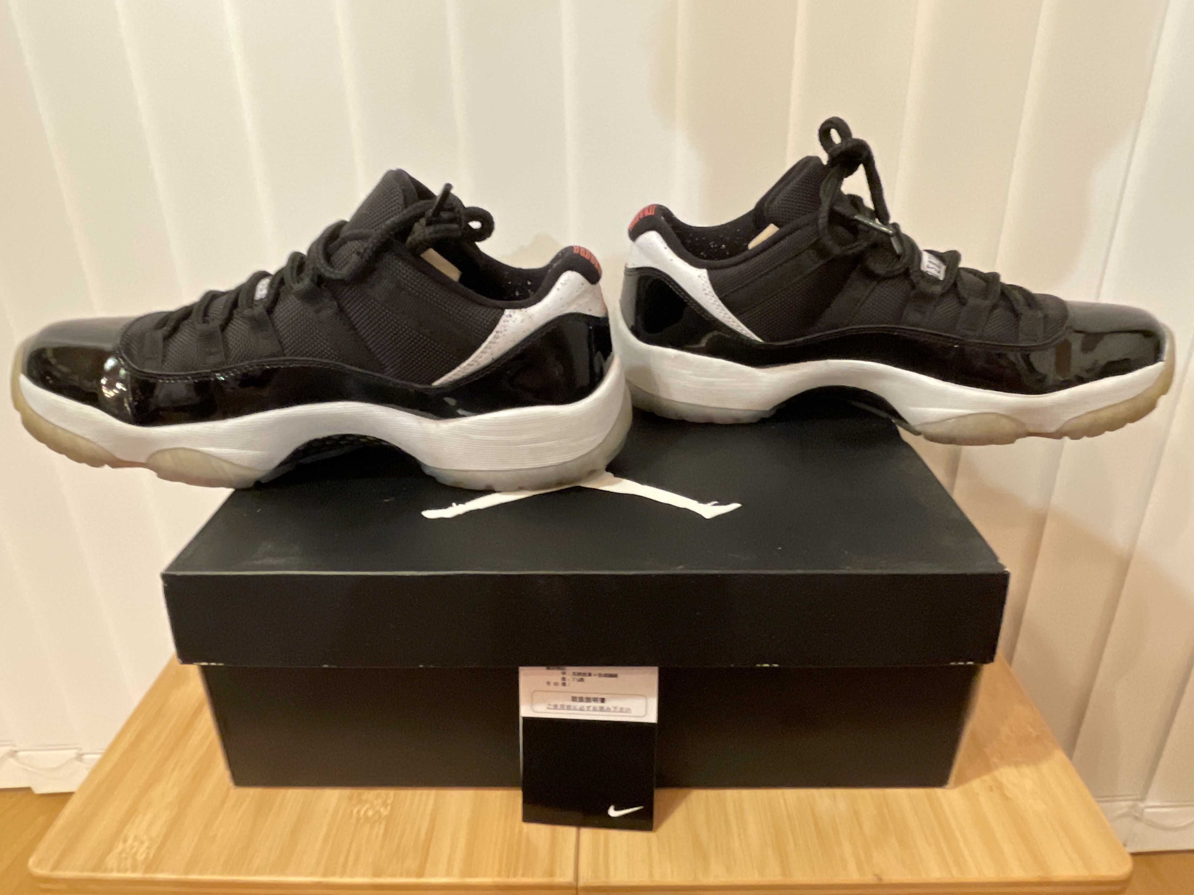 NIKE AIR JORDAN 11 RETRO LOW INFRARED