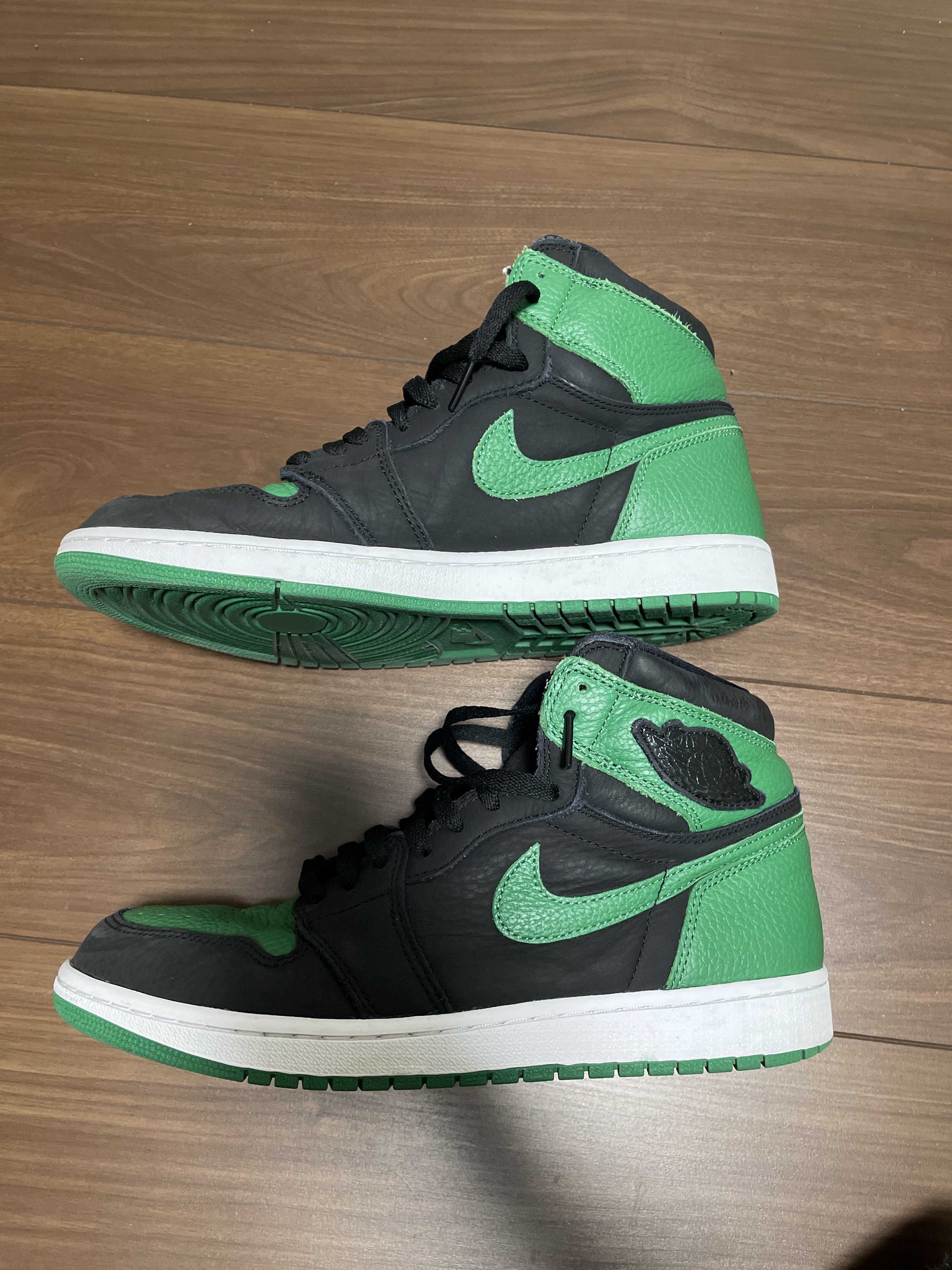 Nike Air Jordan 1 Retro High OG "Black/Pine Green" (2020)