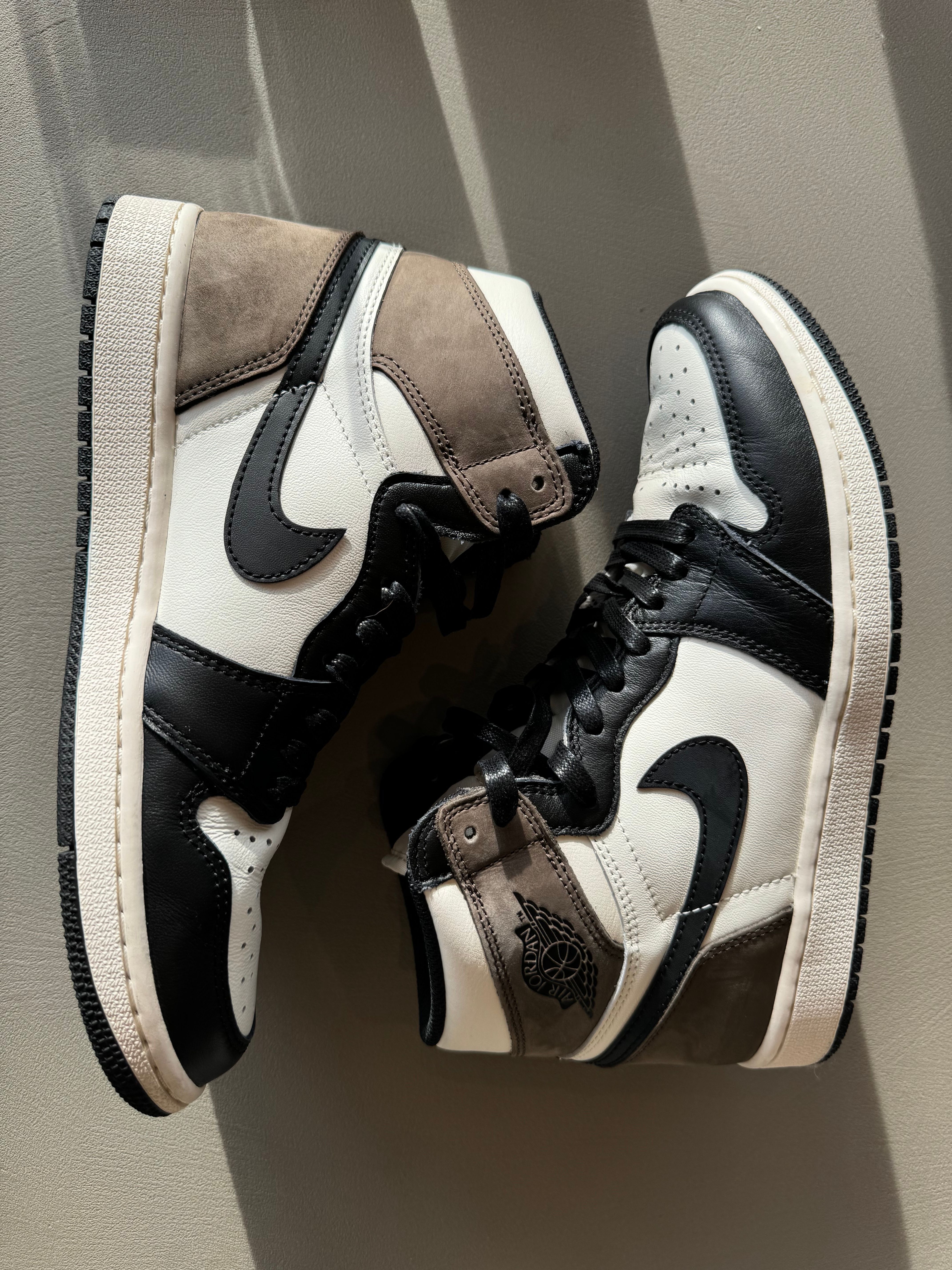 Nike Air Jordan 1 High OG "Sail/Dark Mocha/Black"