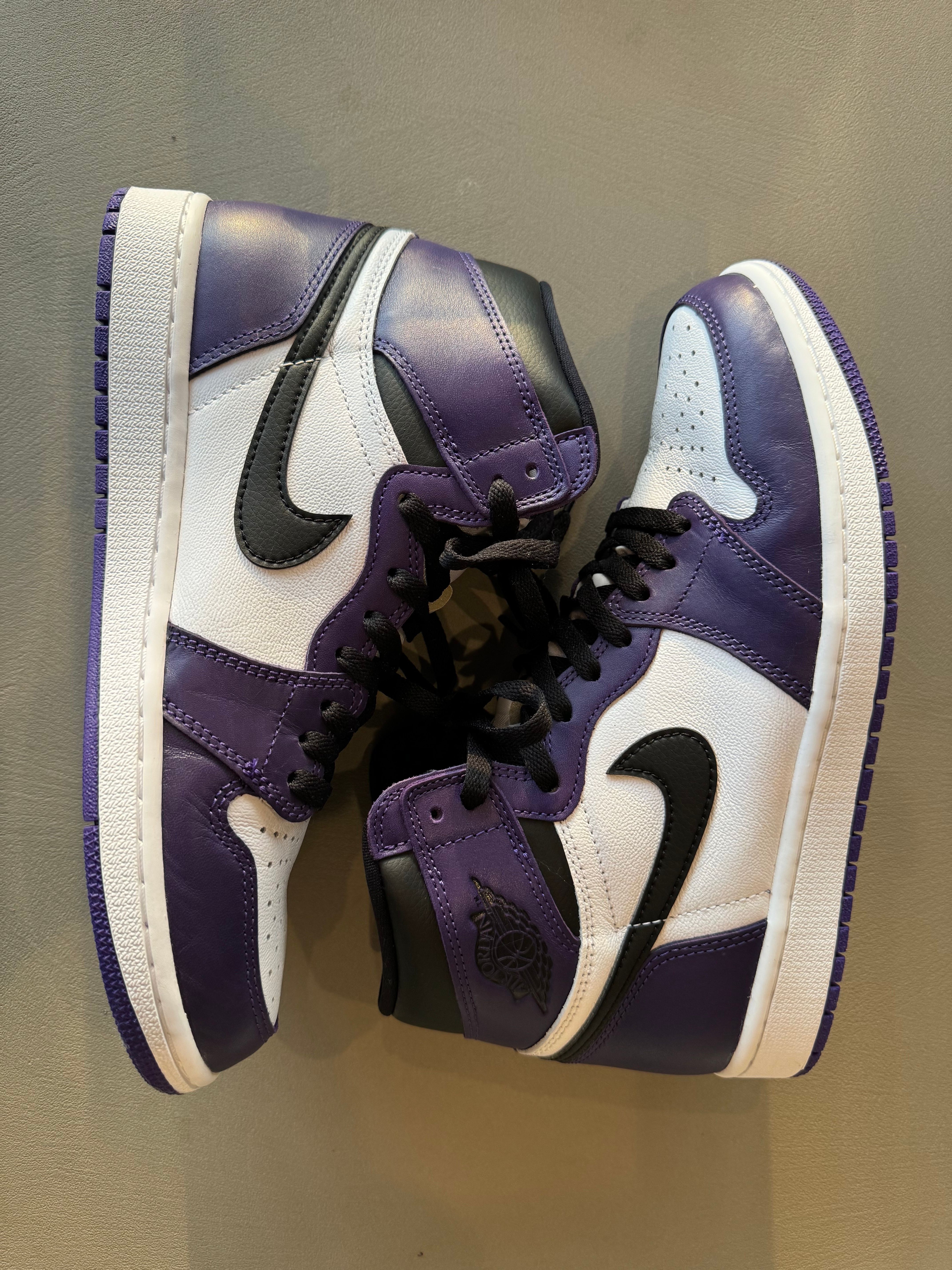 Nike Air Jordan 1 Retro High OG "Court Purple White/Black" (2020)