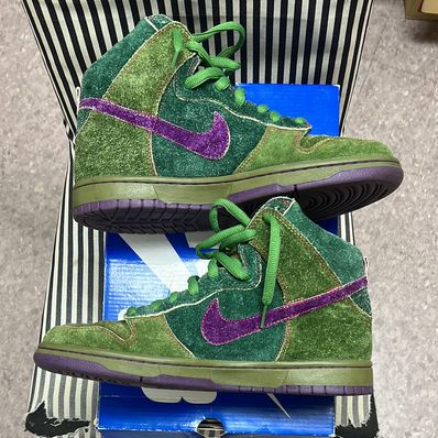 Nike SB Dunk High "Skunk 420"
