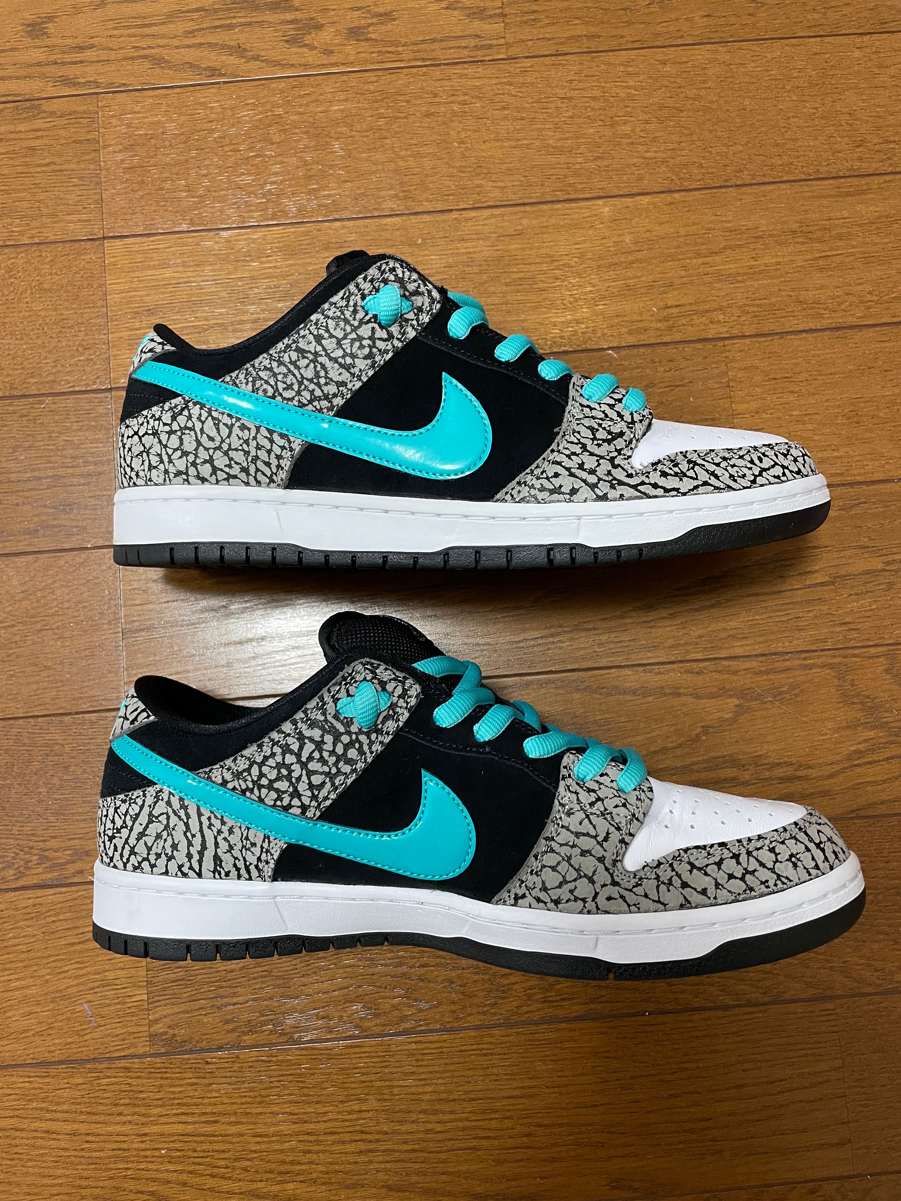 Nike SB Dunk Low "Elephant/Safari"