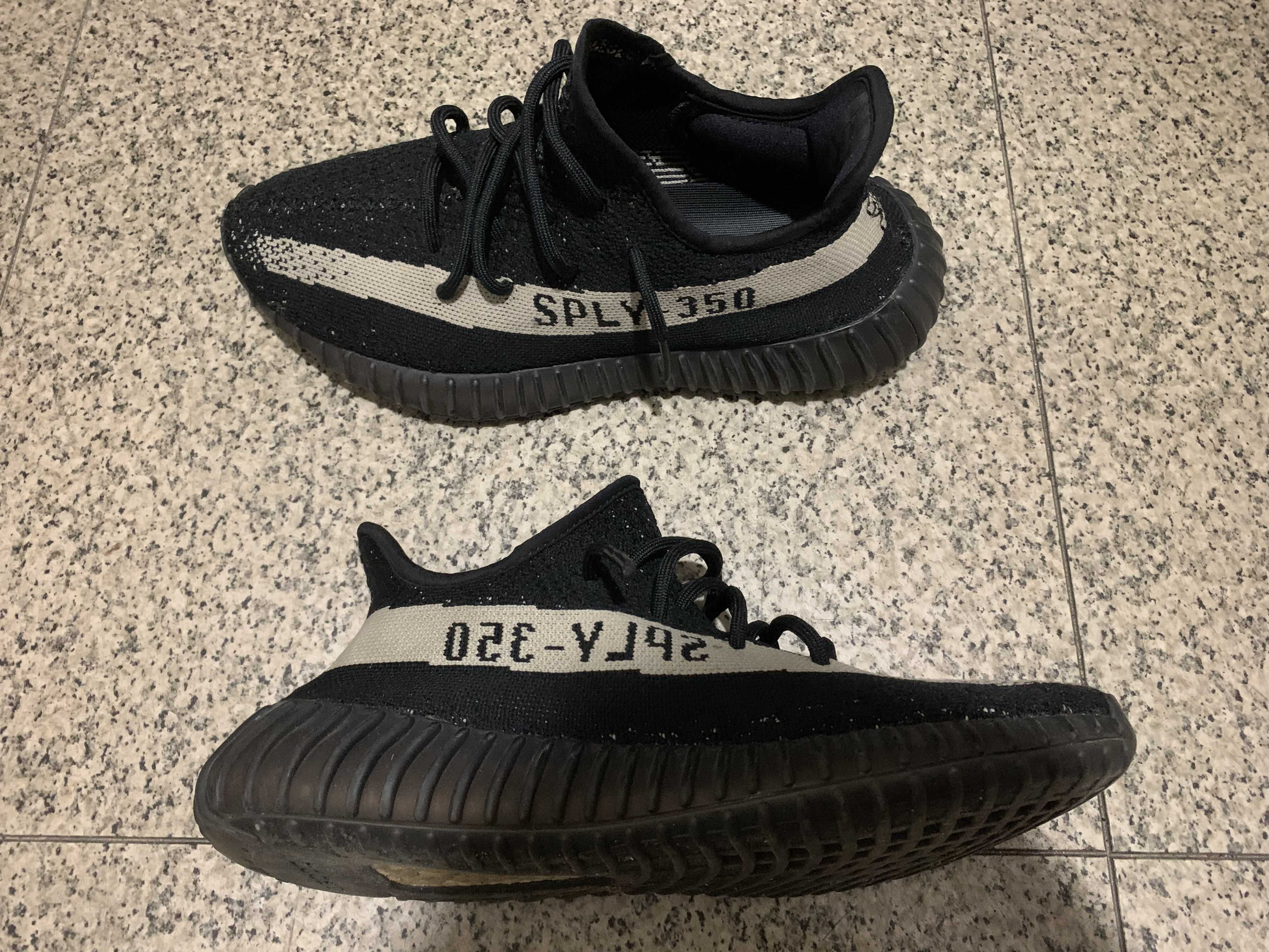 adidas YEEZY Boost 350 V2 "Oreo"