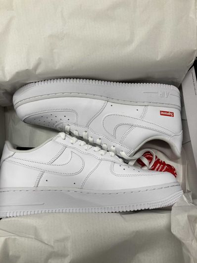 Supreme × Nike Air Force 1 Low "White"
