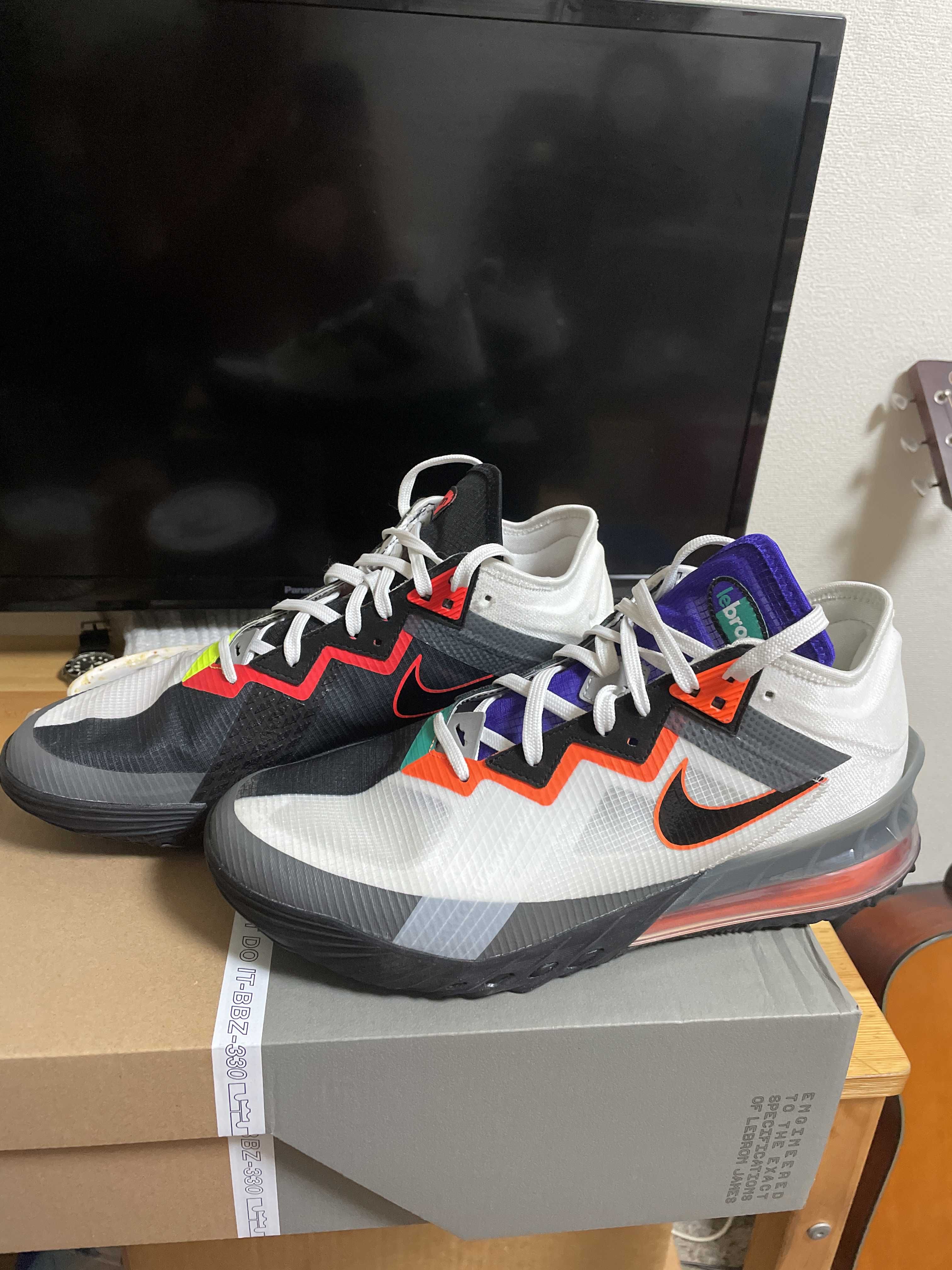 Nike Lebron 18 Low "Greedy"