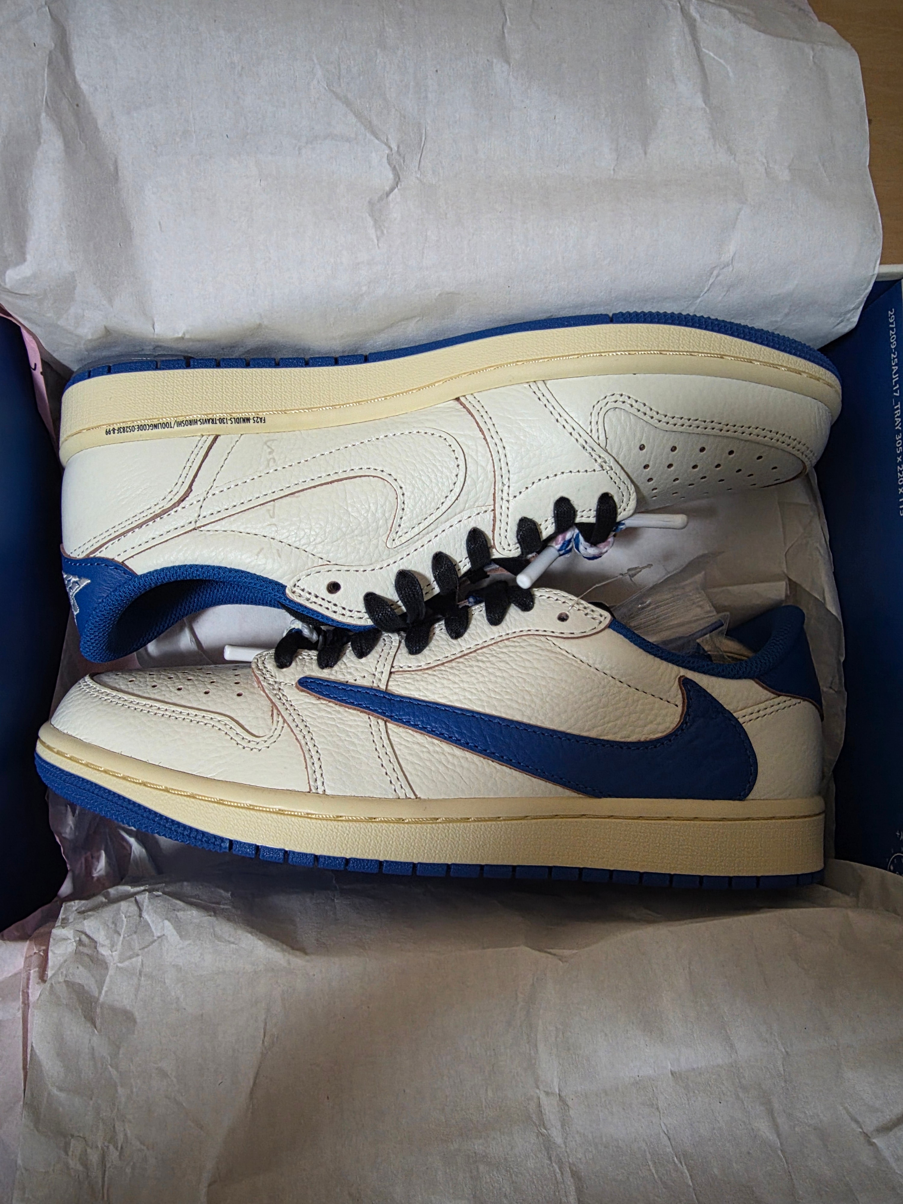 Travis Scott × fragment design × Nike Air Jordan 1 Low OG "Sail/Military Blue"