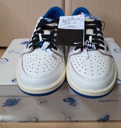 Travis Scott × fragment design × Nike Air Jordan 1 Low OG "Sail/Military Blue"