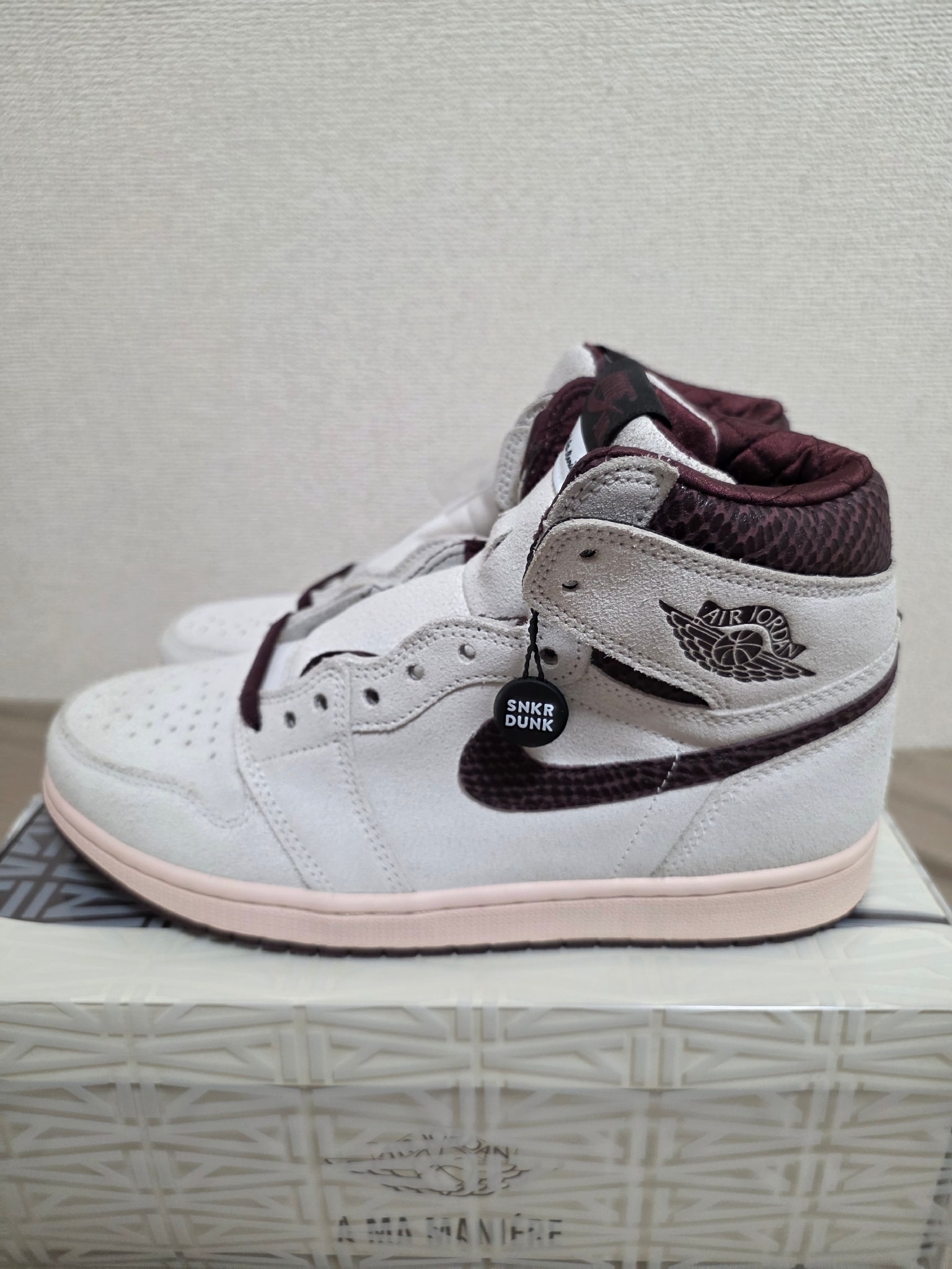 A Ma Maniere × Nike Air Jordan 1 Retro High OG "Sail and Burgundy"