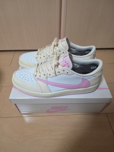 Travis Scott × Nike Air Jordan 1 Retro Low OG "Muslin/Shy Pink"