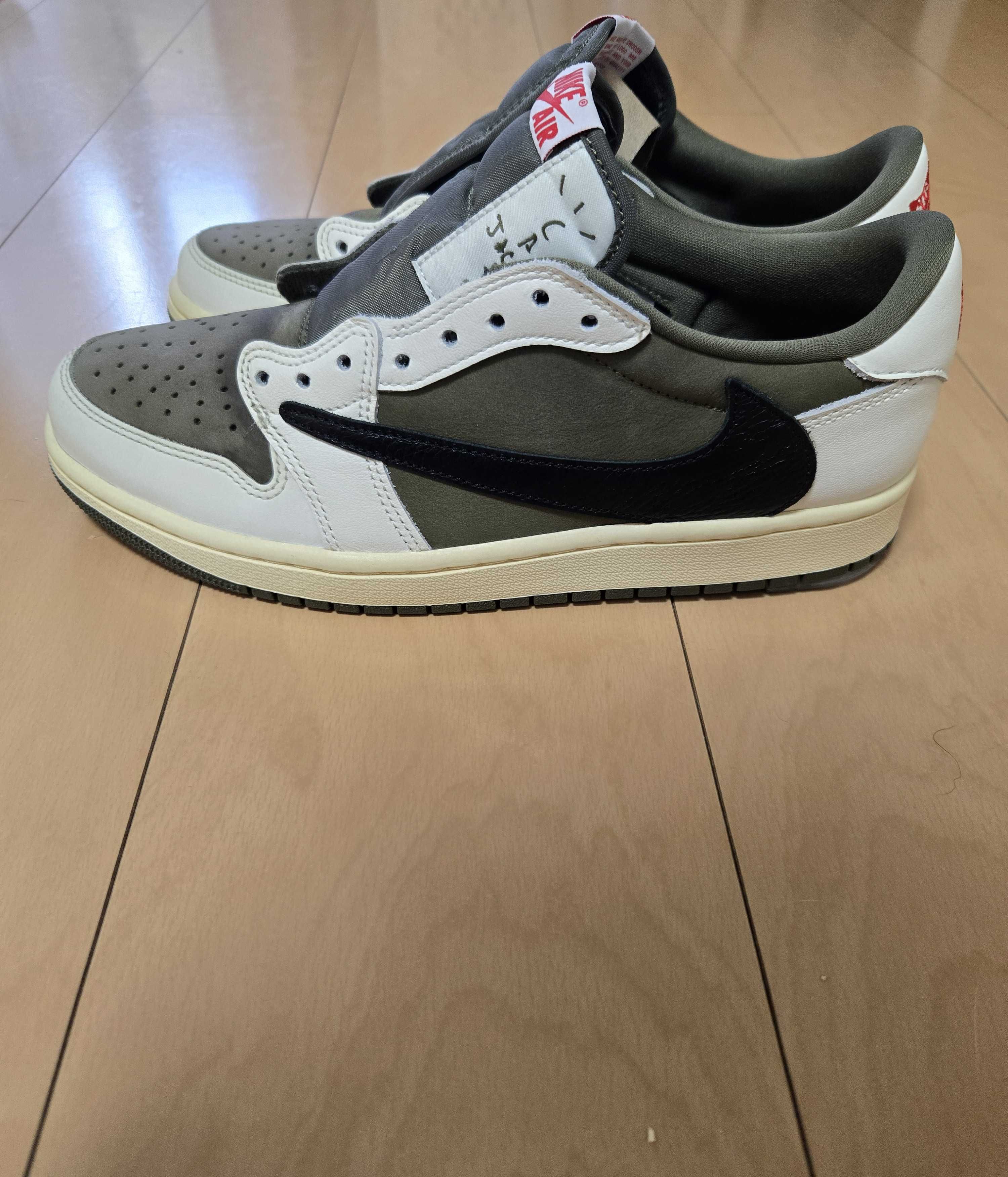 Travis Scott × Nike Air Jordan 1 Low OG SP "Reverse Olive"