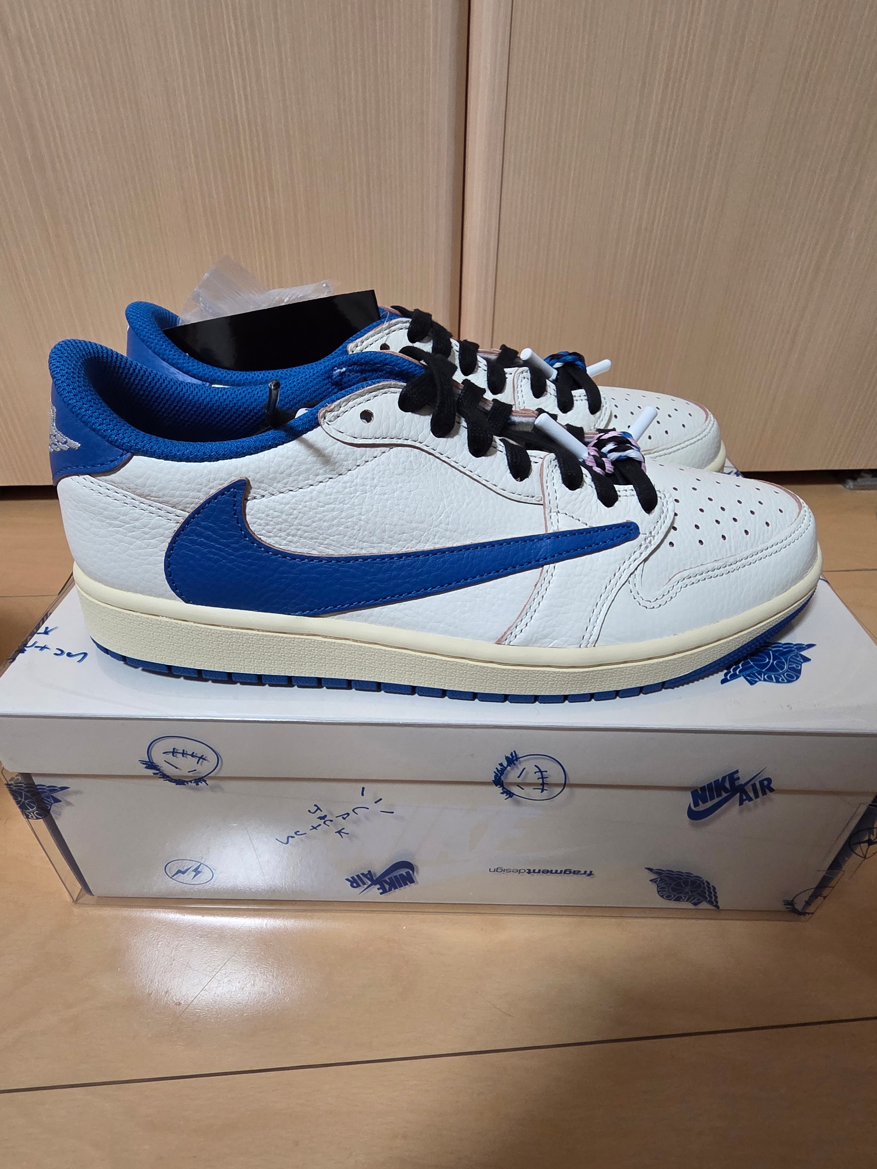 Travis Scott × fragment design × Nike Air Jordan 1 Low OG "Sail/Military Blue"