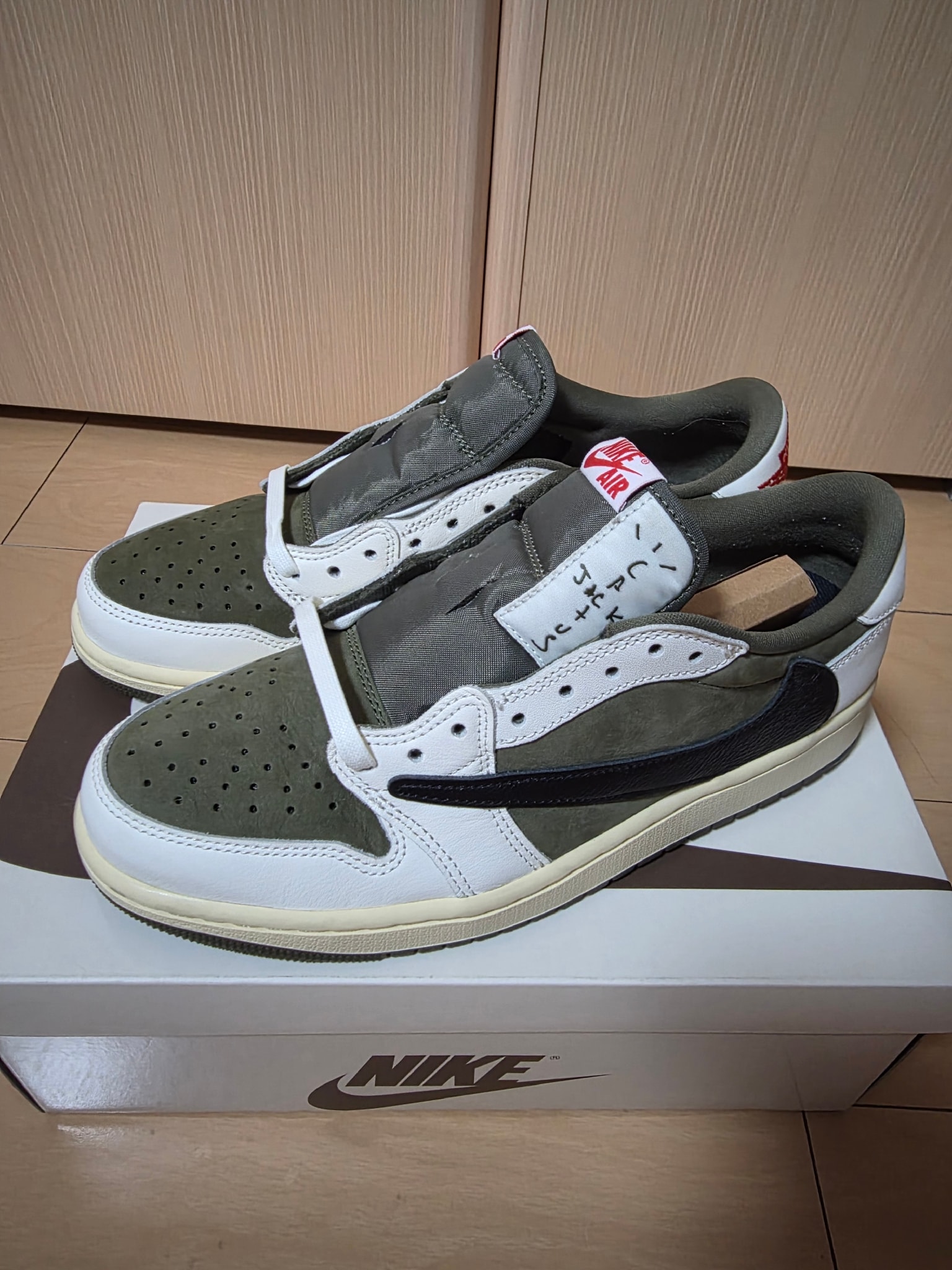 Travis Scott × Nike Air Jordan 1 Low OG SP "Reverse Olive"