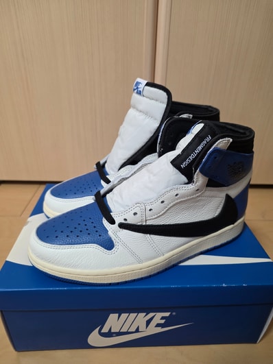Travis Scott × fragment design × Nike Air Jordan 1 Retro High OG SP "Military Blue"