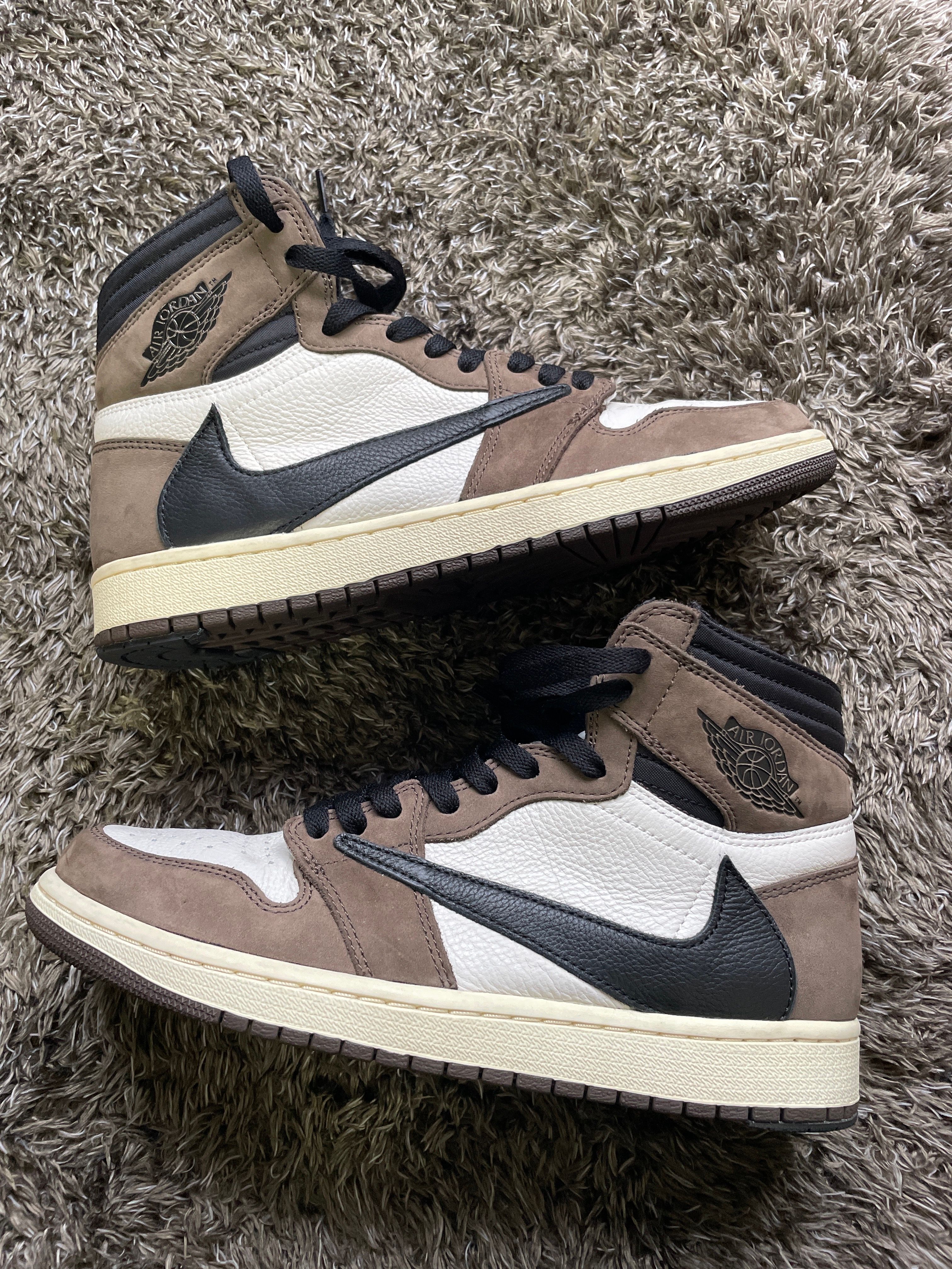 Travis Scott × Nike Air Jordan 1 Retro High OG TS SP "Sail/Dark Mocha"
