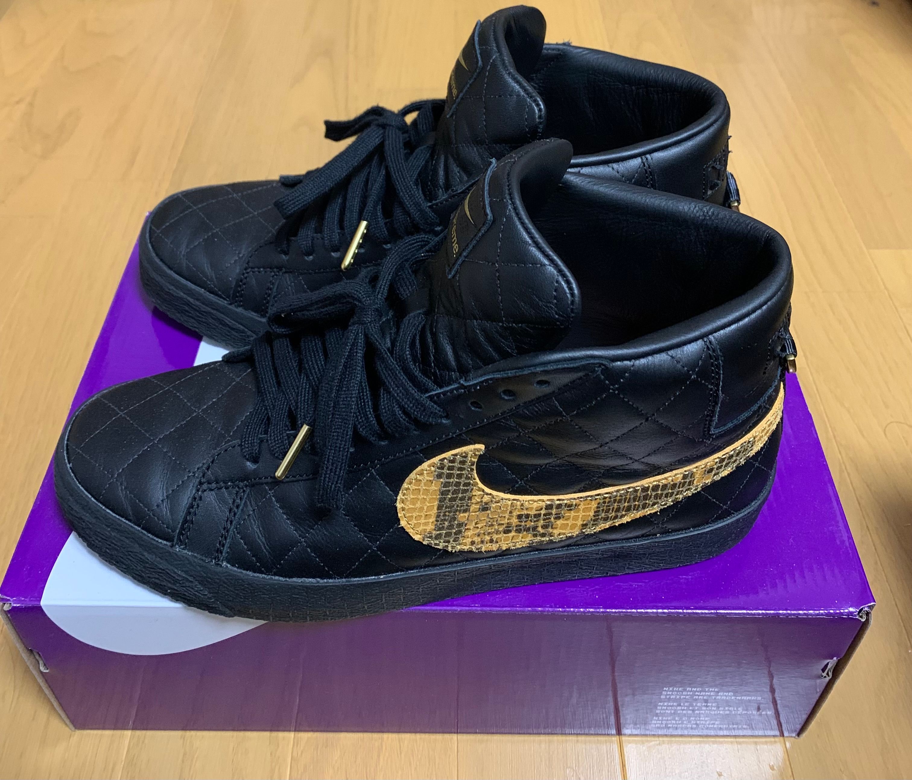 Supreme × Nike SB Blazer Mid "Black"