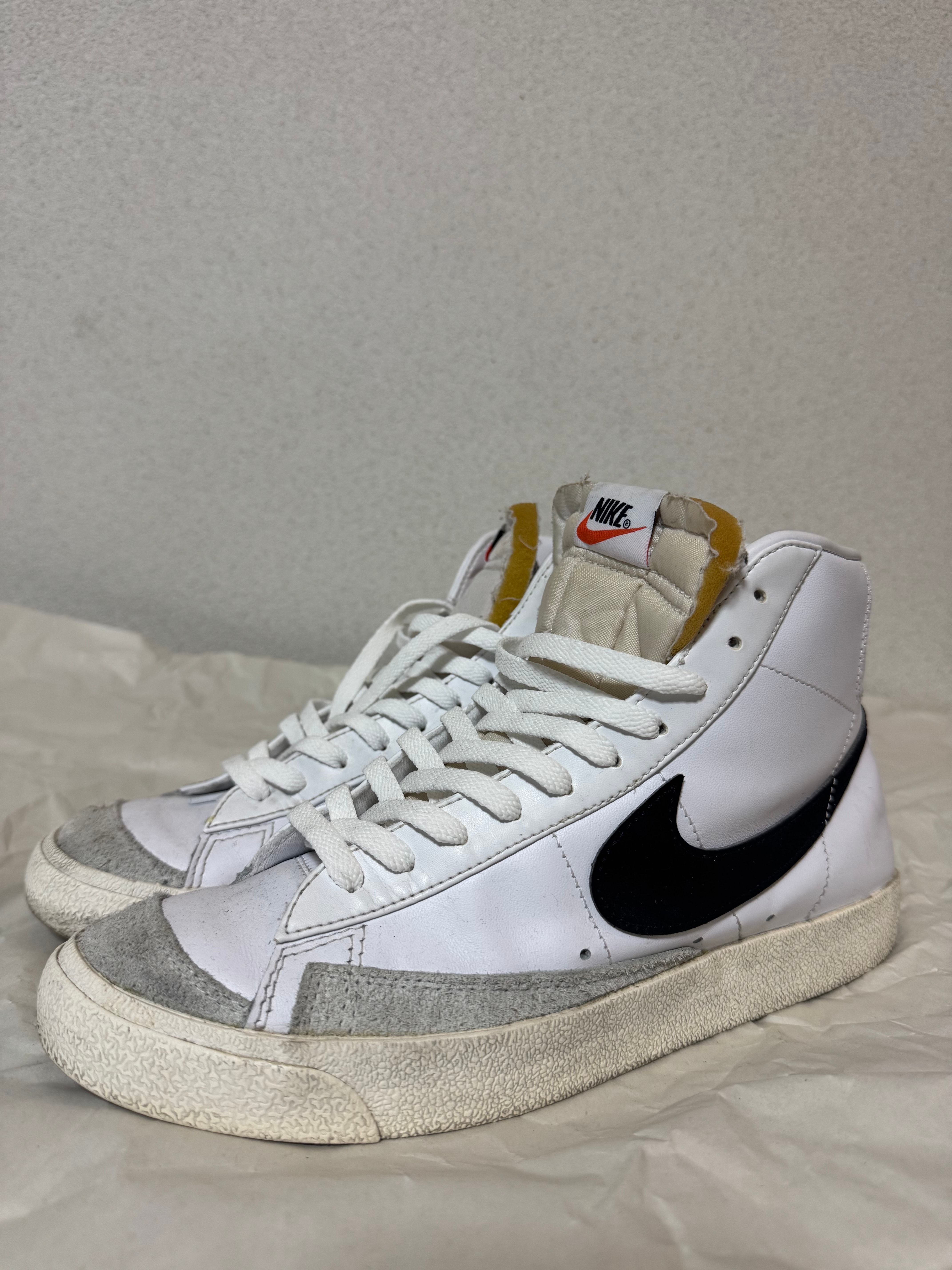 ナイキ ブレーザー ミッド '77 ヴィンテージ "ホワイト/ブラック"