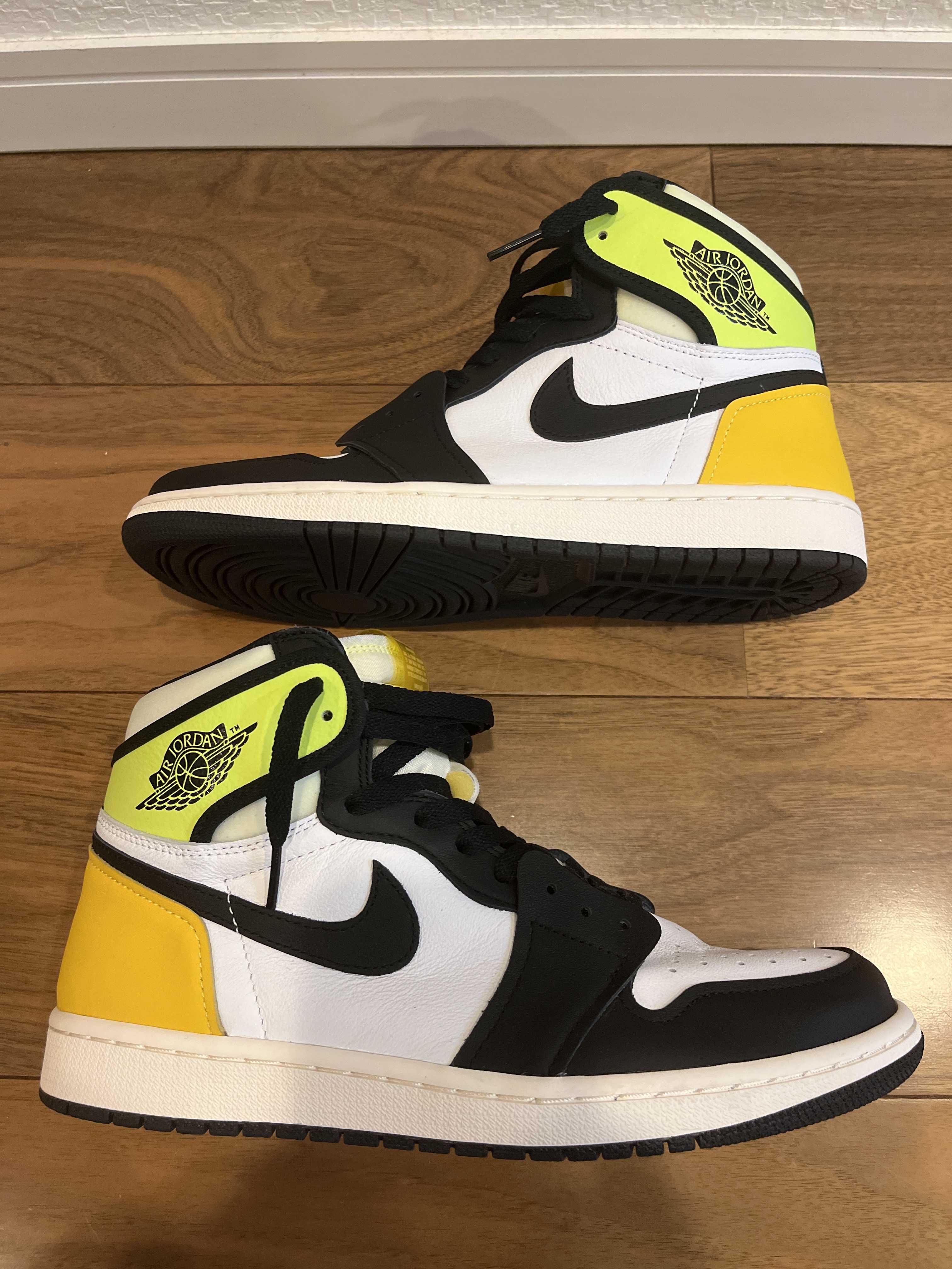 Nike Air Jordan 1 High OG "Volt Gold"