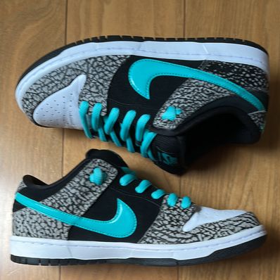 Nike SB Dunk Low "Elephant/Safari"