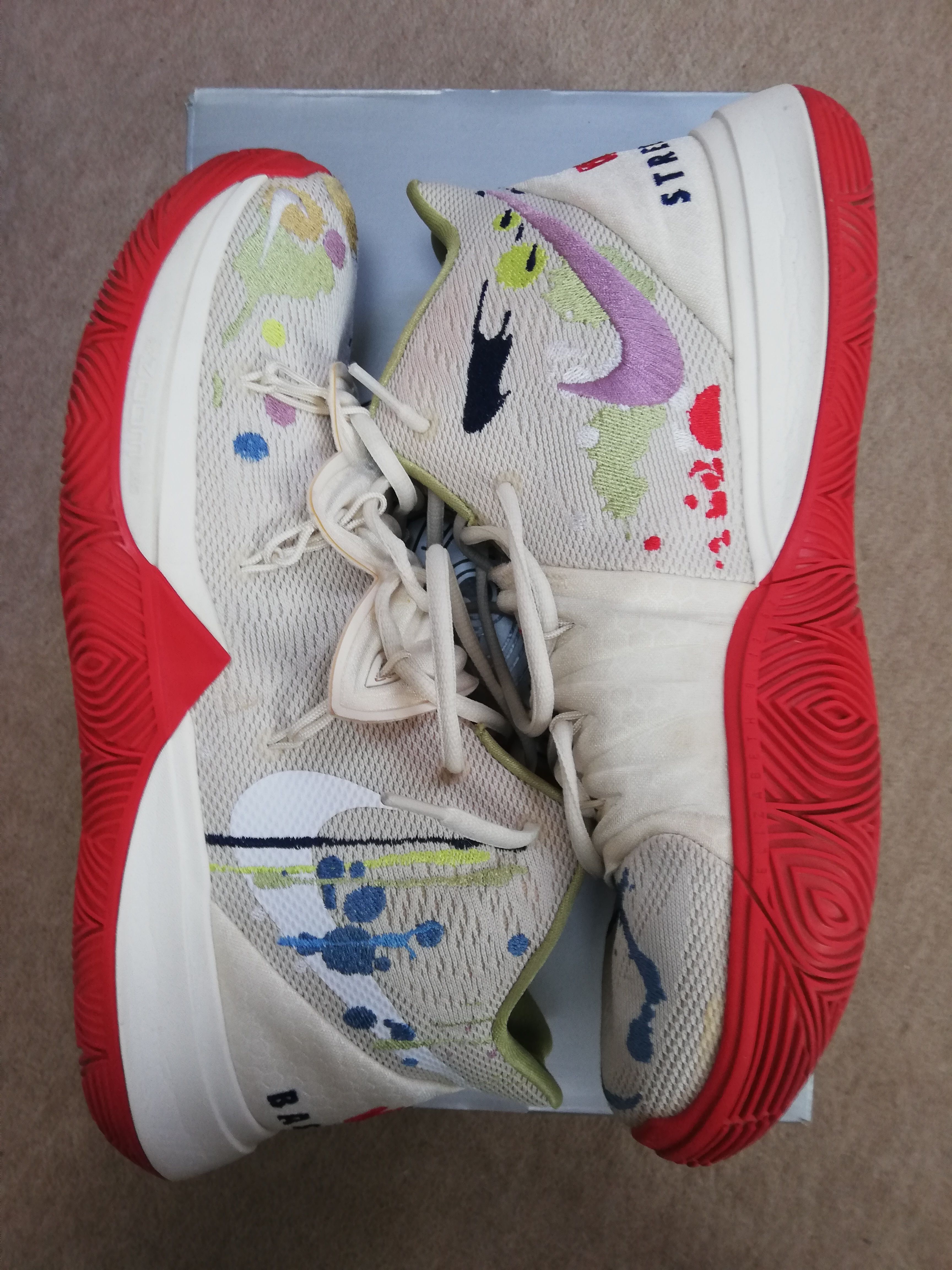 NIKE × BANDULU KYRIE 5 "Multi/Red"