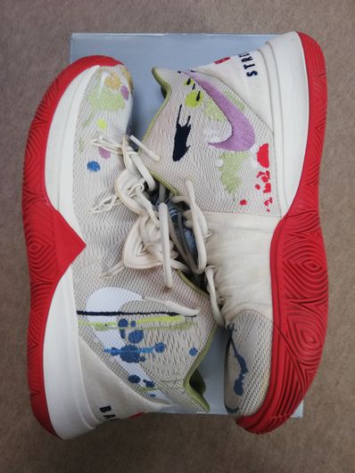 NIKE × BANDULU KYRIE 5 "Multi/Red"