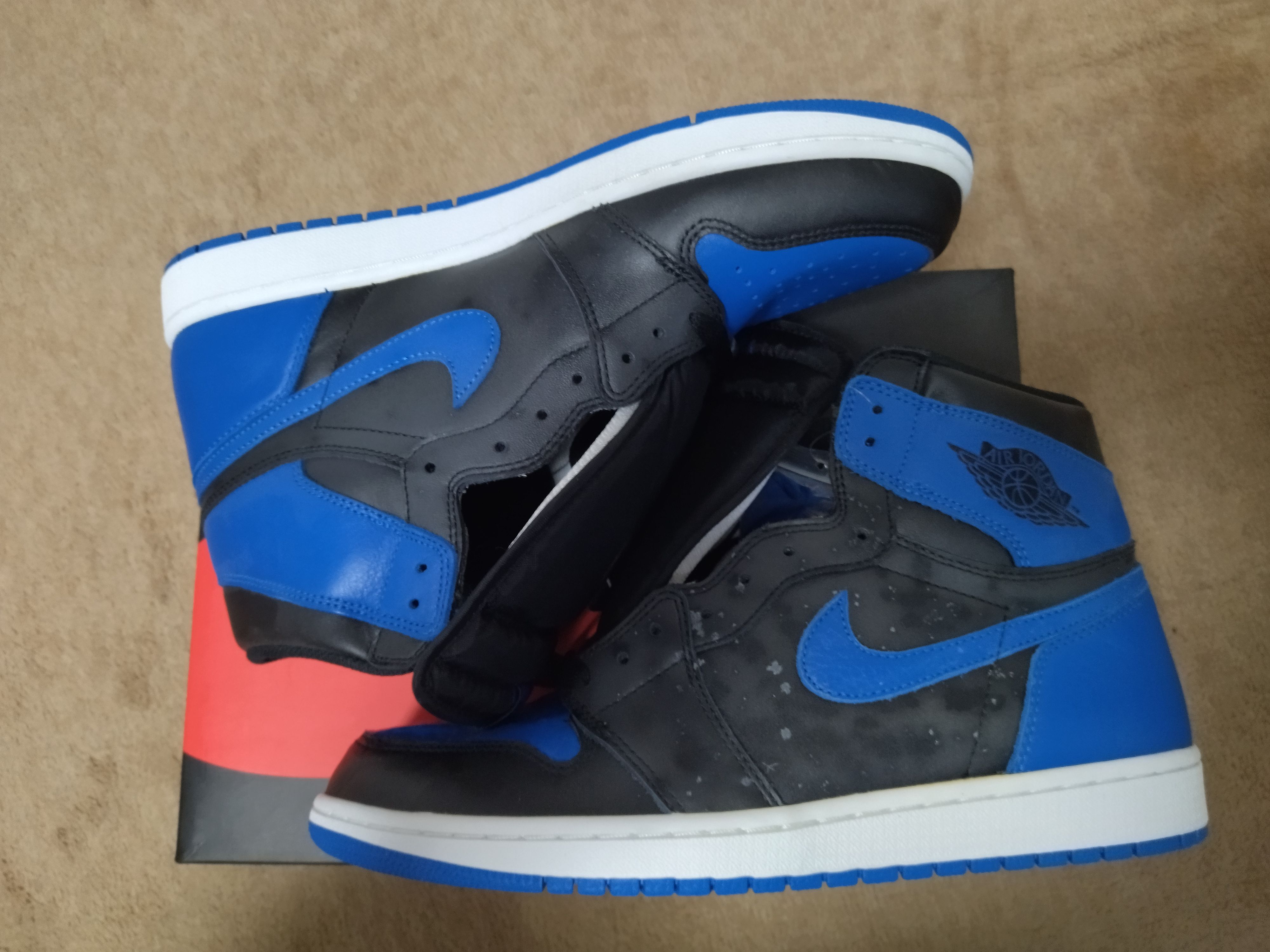 Nike Air Jordan 1 Retro High OG "Royal" (2017)