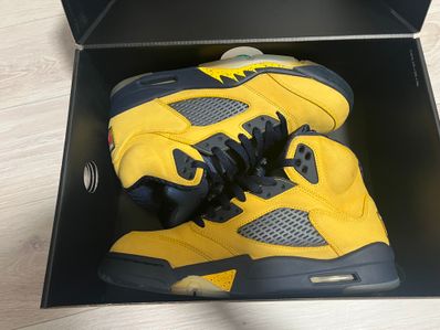 NIKE AIR JORDAN 5 "MICHIGAN"